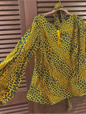 Stylish Yellow Patterned Women’s Top